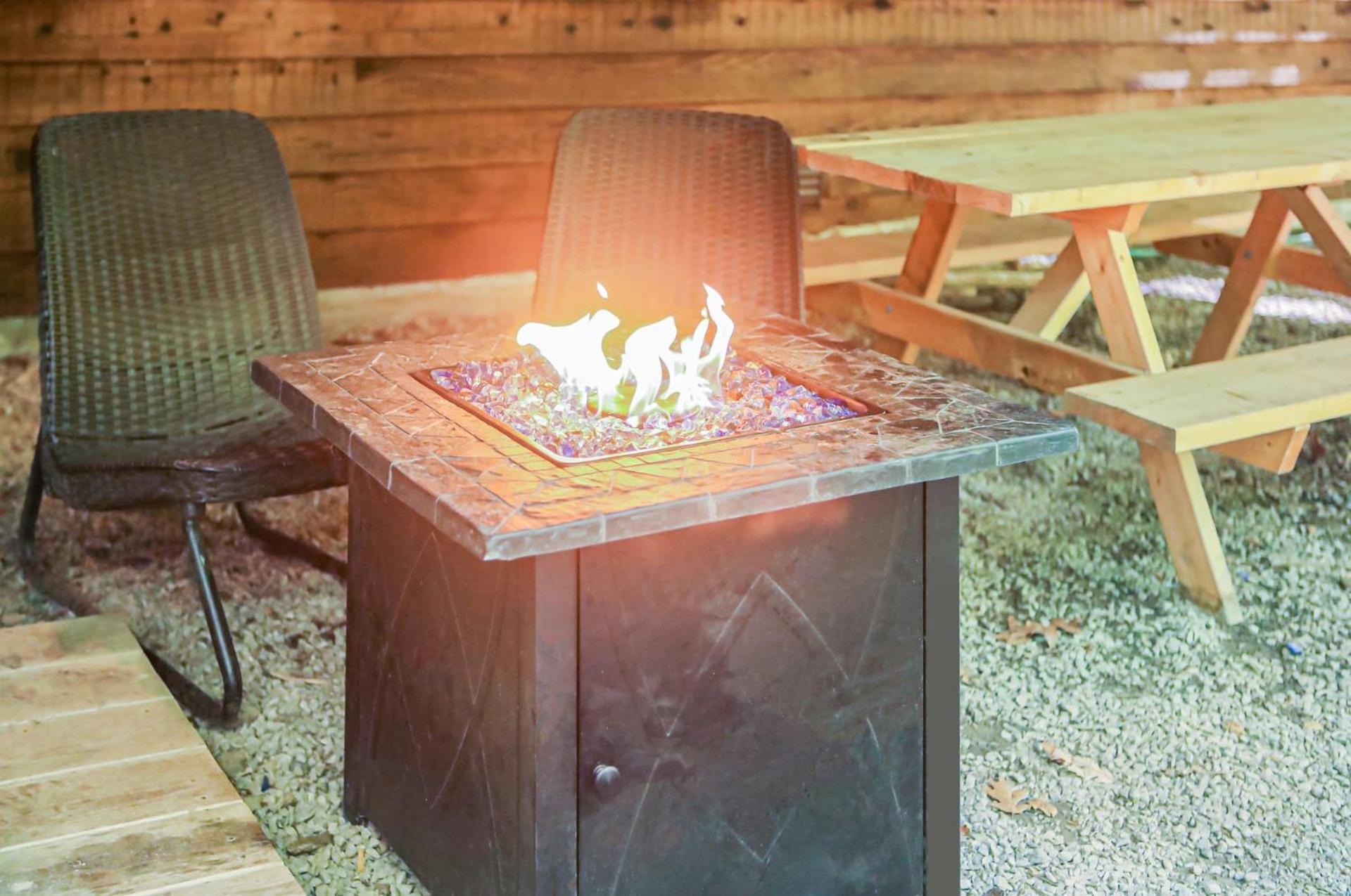 Huge Cabin W Hot Tub, Deck, Grill, Fire Pit, Wifi Berkeley Springs Esterno foto